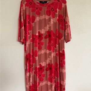 Chic Floral Midi Dress in Red and Pink